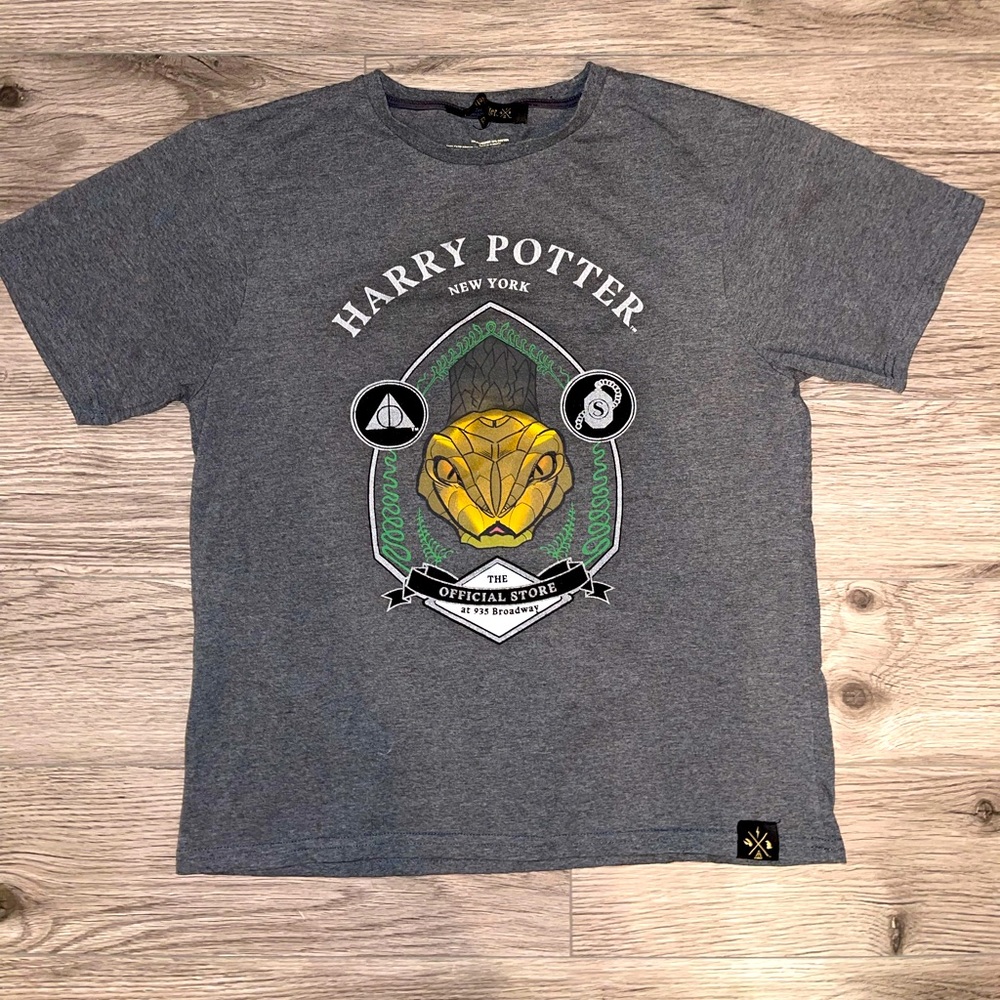 Harry Potter‎ Medium NY New York Exclusive NYC Nagini SLYTHERIN T-Shirt -…